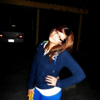 Profile Picture of Stephanie Huitron (@StephDan_Ht) on Twitter