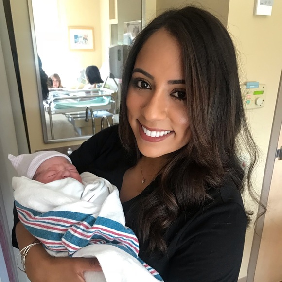 Profile Picture of Ariel Marquez (@amarquez1119) on Poshmark