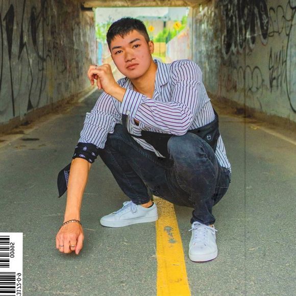 Profile Picture of Derek Chen (@chingye) on Poshmark