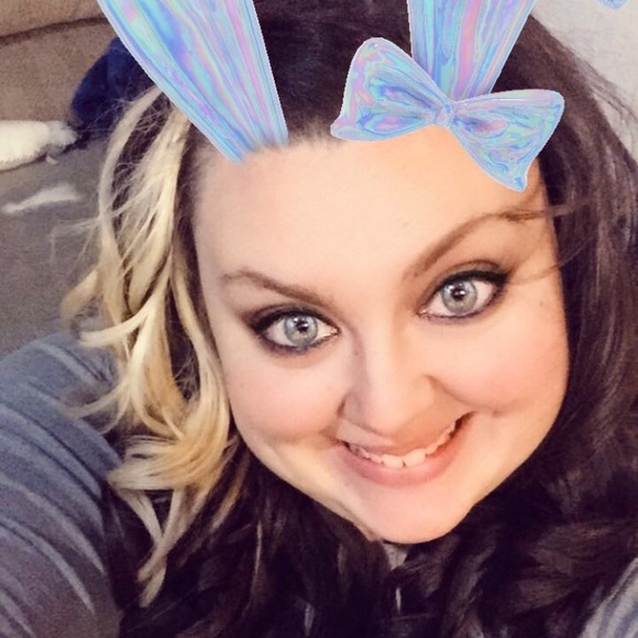 Profile Picture of Miranda Milcoff (@mandijo6108) on Poshmark
