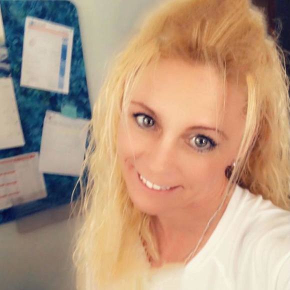 Profile Picture of Jamie Wallace (@caitlives) on Poshmark