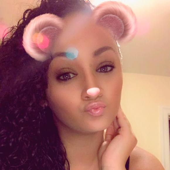 Jackie Estremera - Poshmark Profile Picture of Jackie Estremera (@estremera55) on Poshmark