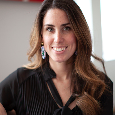 Profile Picture of Meredith Post (@meredithwhitney) on Twitter
