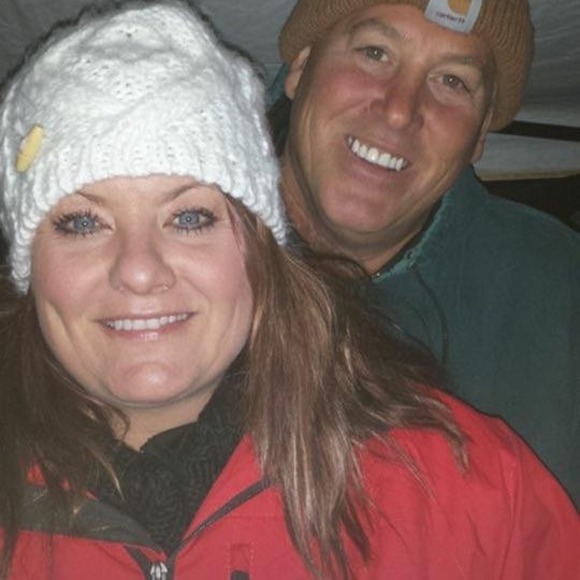 Profile Picture of Karen Schultz mohr (@tardos) on Poshmark