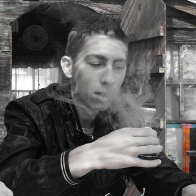 Profile Picture of Allan Woo (@allanlgz) on Twitter