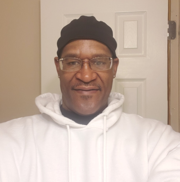Profile Picture of Adrian Glenn (@adrianglenn) on Poshmark