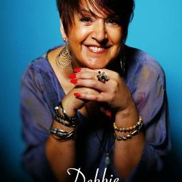 Profile Picture of Debbie Singh (@Debbiesingh1962) on Twitter