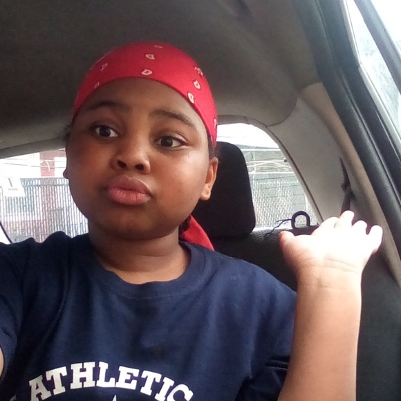 Profile Picture of Autumn Ingram (@cutiepie_quee) on Poshmark