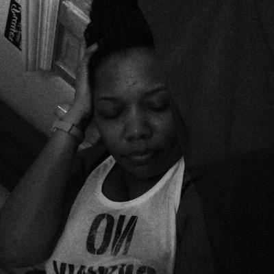 Profile Picture of Delphine Williams (@ibutt3rfly) on Twitter