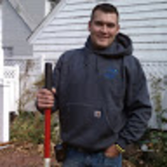 Profile Picture of Jacob Waller (@jacobjwaller) on Poshmark