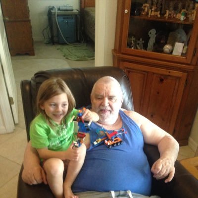 Profile Picture of David Vannoy (@popvannoy) on Twitter