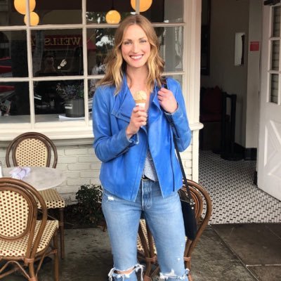 Profile Picture of Mary Helen Larsen (@MHLars) on Twitter