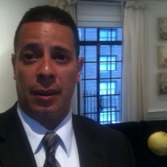 Profile Picture of Gilbert Pena (@june281973) on Poshmark