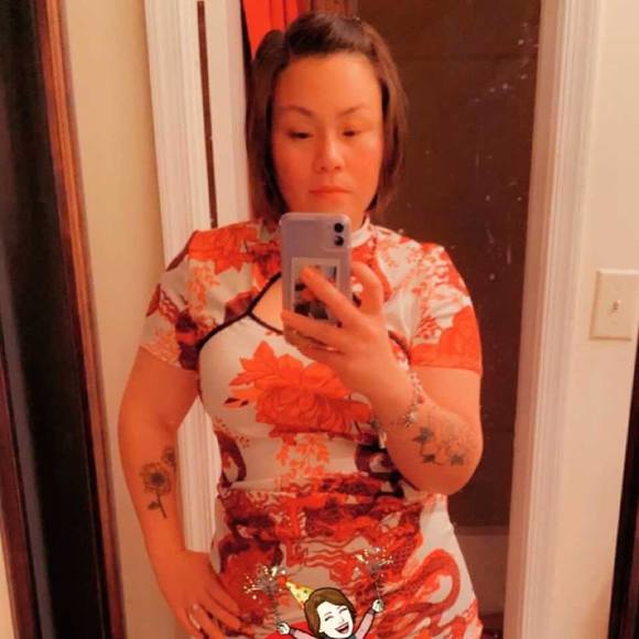 Profile Picture of Shar Bartz (@shabartz) on Poshmark