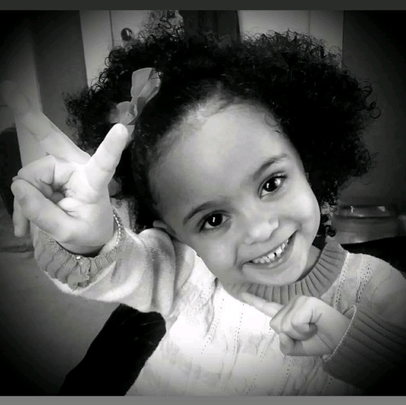 Profile Picture of Marcia Winkler (@mwinkler82) on Poshmark