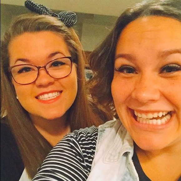 Profile Picture of Daniela Araujo (@dkaraujo) on Poshmark