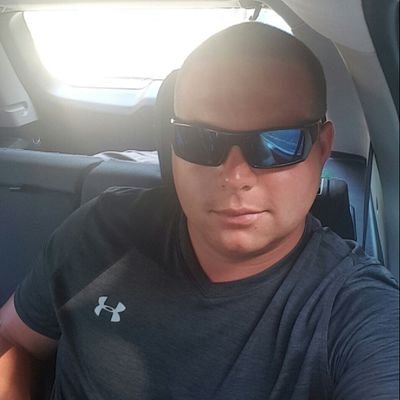 Profile Picture of Christopher Helsel (@Christo39920316) on Twitter