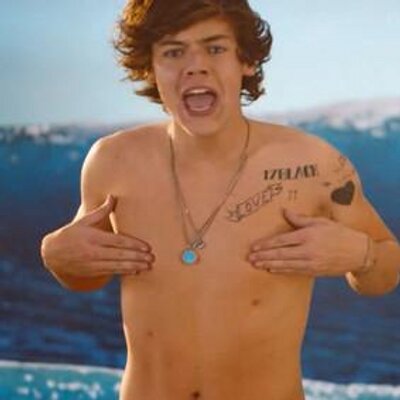 Profile Picture of George❁ (@HarrysLazer) on Twitter