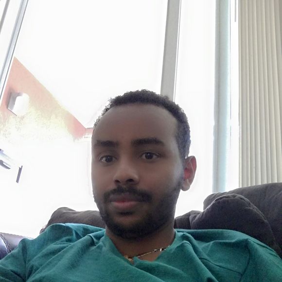 Profile Picture of Getachew Bihonegn (@getachewb) on Poshmark