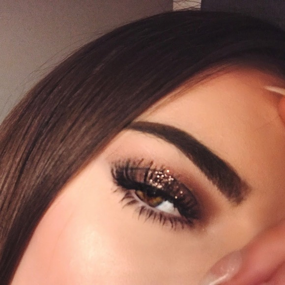 Profile Picture of Madison Hefley (@madison_hefley) on Poshmark