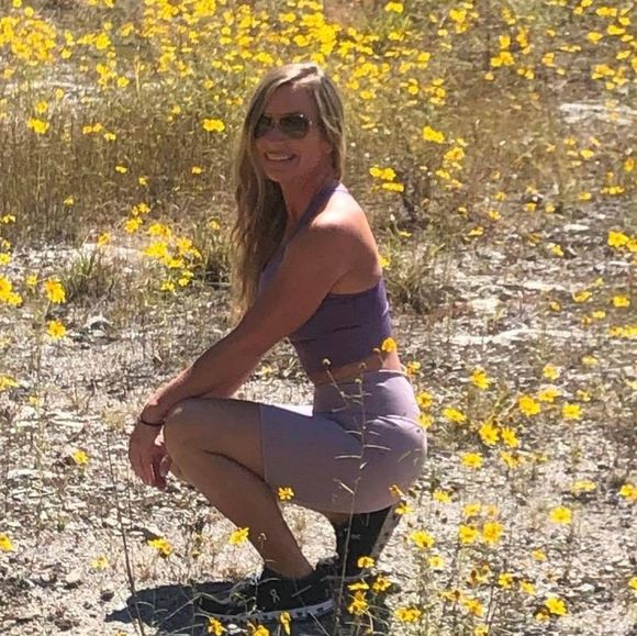 Profile Picture of Carol Davis (@echo2007az) on Poshmark