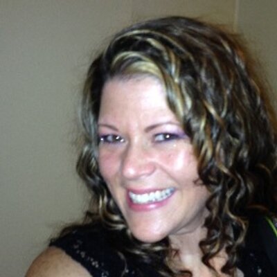 Profile Picture of Lisa Ball (@balldesigns) on Twitter