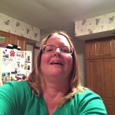 Profile Picture of Lynda Mueller Foster (@TweetyLynda) on Twitter