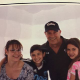 Profile Picture of Chris Weiss (@chris.weiss.58152) on Facebook