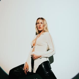 elliegoulding - Instagram Profile Picture of elliegoulding (@elliegoulding) on Instagram