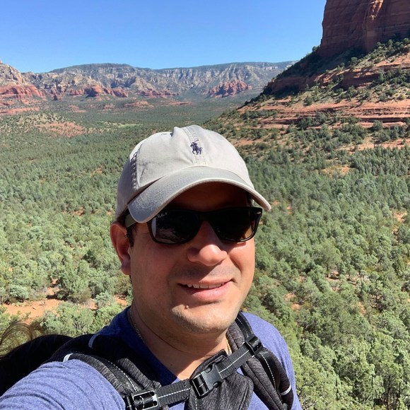 Profile Picture of David Campo (@dacam77) on Poshmark