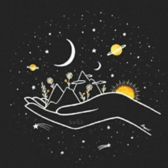 Profile Picture of Abby Schwoerer (@sage956) on Poshmark