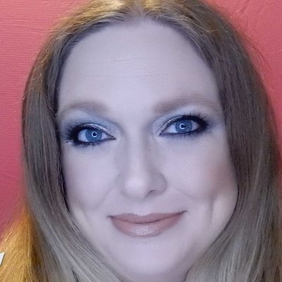 Profile Picture of Misty Clark (@txmakeupartist) on Twitter