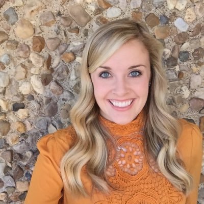 Profile Picture of Leslie Connor (@LConnor1111) on Twitter