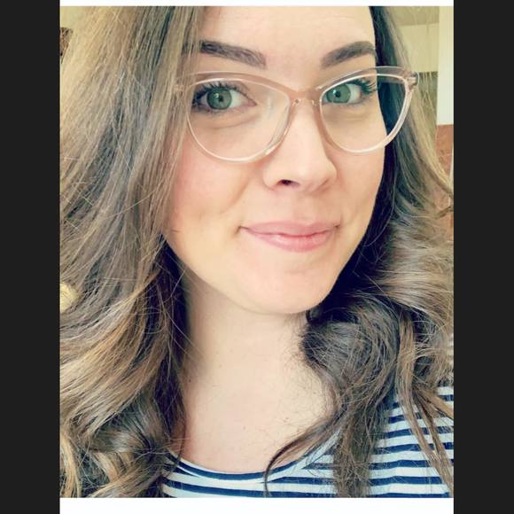 Profile Picture of Samantha Runyon (@sjhard02) on Poshmark