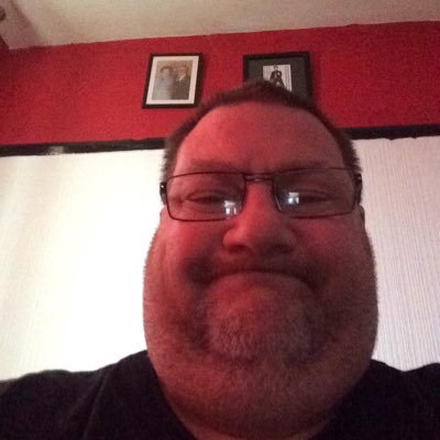 Profile Picture of Michael Stevens (@MickyBuscuits) on Twitter