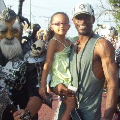 Profile Picture of Brenton Moore Sr. (@Nosense2100) on Twitter