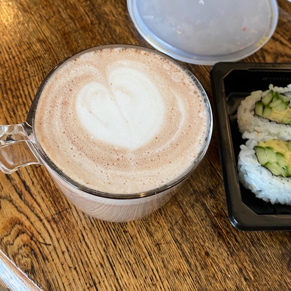 Mackenzie Dumouchel - Poshmark Profile Picture of Mackenzie Dumouchel (@macdumou) on Poshmark