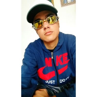 Profile Picture of Charles Lau (@CharlesDogMau) on Twitter