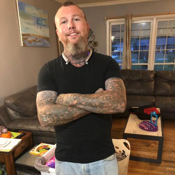 Profile Picture of Jeremy Fowler (@jeremy_fowler) on Poshmark