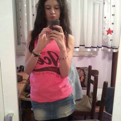 Profile Picture of Nina Swift (@NinaSwift5) on Twitter