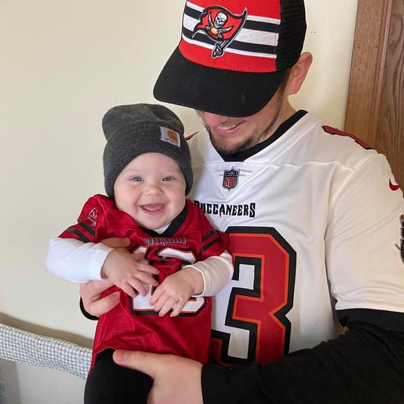 Profile Picture of Steven Mutz (@mutz022) on Poshmark