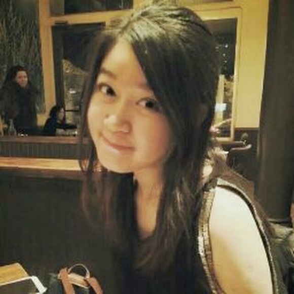 Profile Picture of Kimberly Hsieh (@xkimberx36) on Poshmark