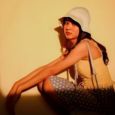 Profile Picture of Lubi Jkt48 Lagi Rest (@mulfangurrl) on Twitter