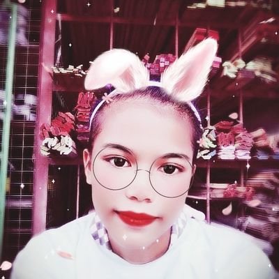 Profile Picture of Kimberly Como (@KimberlyComo2) on Twitter