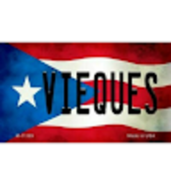 Profile Picture of Edrick Melendez (@edrickmelendez) on Poshmark