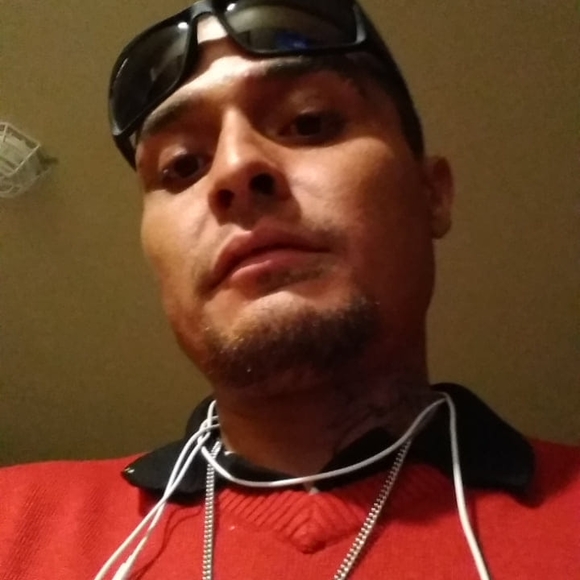 Profile Picture of Ivan navarro Navarro (@kams21) on Poshmark