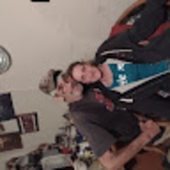 Profile Picture of David Ours (@dours85) on Poshmark