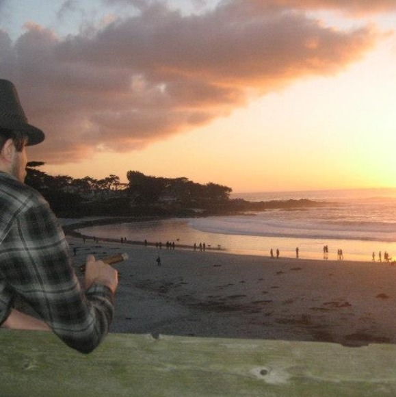 Profile Picture of Howard Parker (@howardparker) on Poshmark