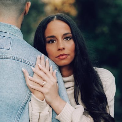Profile Picture of Haley May Jones (@HaleyMayJones) on Twitter