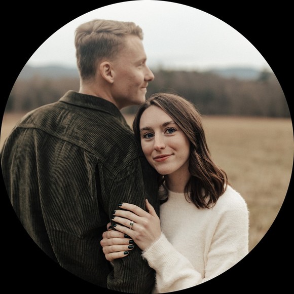 Profile Picture of Lillian Thompson (@boydl) on Poshmark